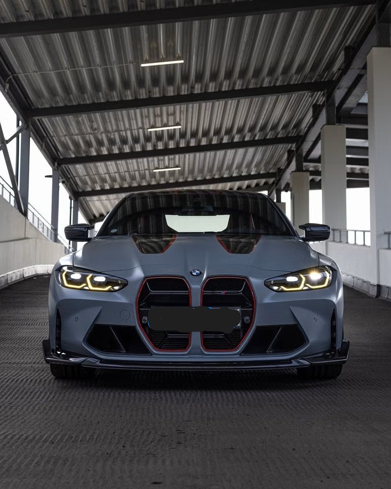 BMW M4 CSL
