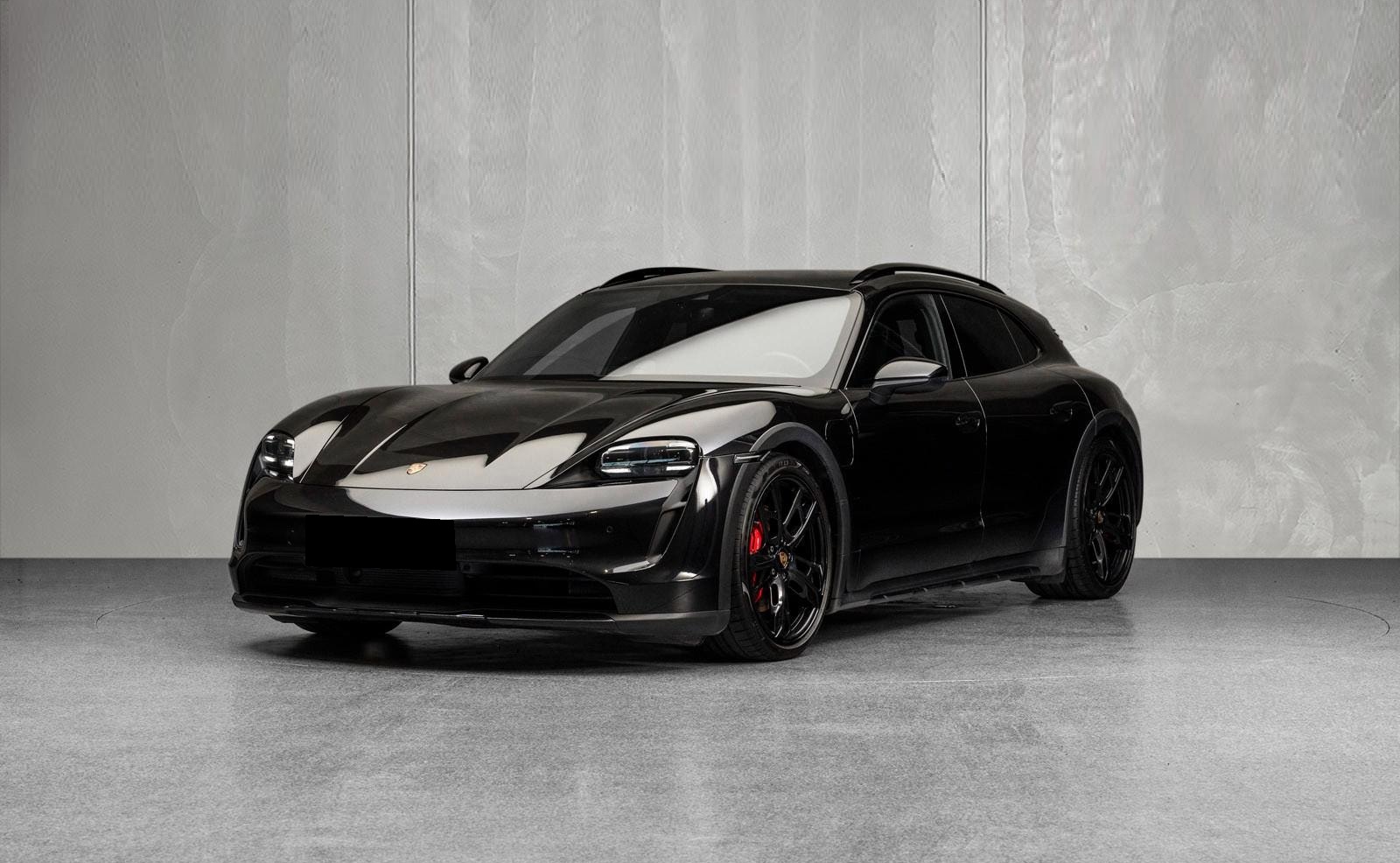 Porsche Taycan Cross Turismo
