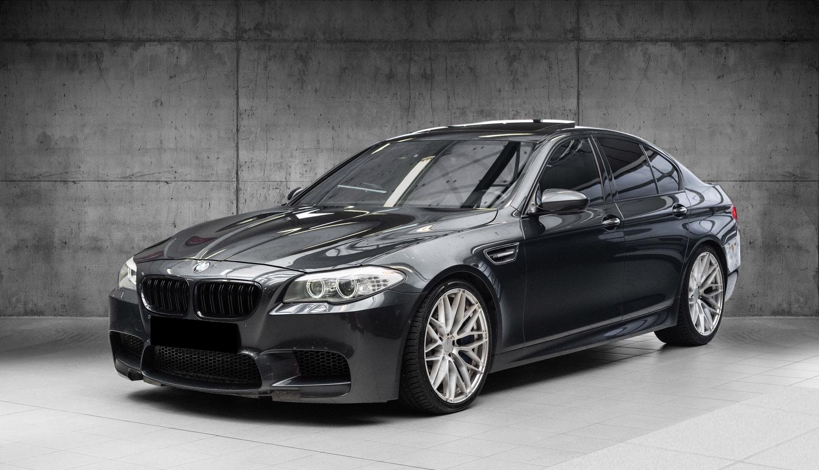 BMW M5 (F10)